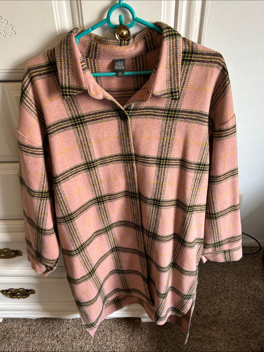 NWOT! wild fable Pink Plaid V-Neck Sweater